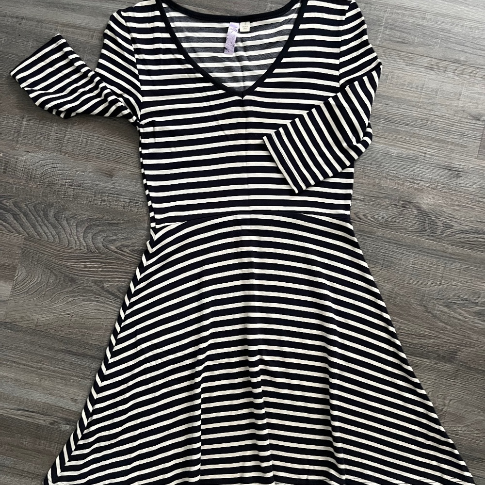 Adorable black and white striped dress